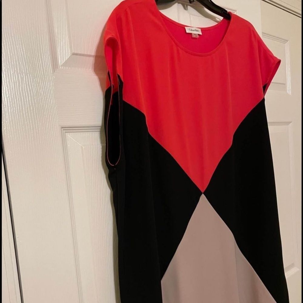 calvin klein color block dress - pinkish red, black, and beige. 16W